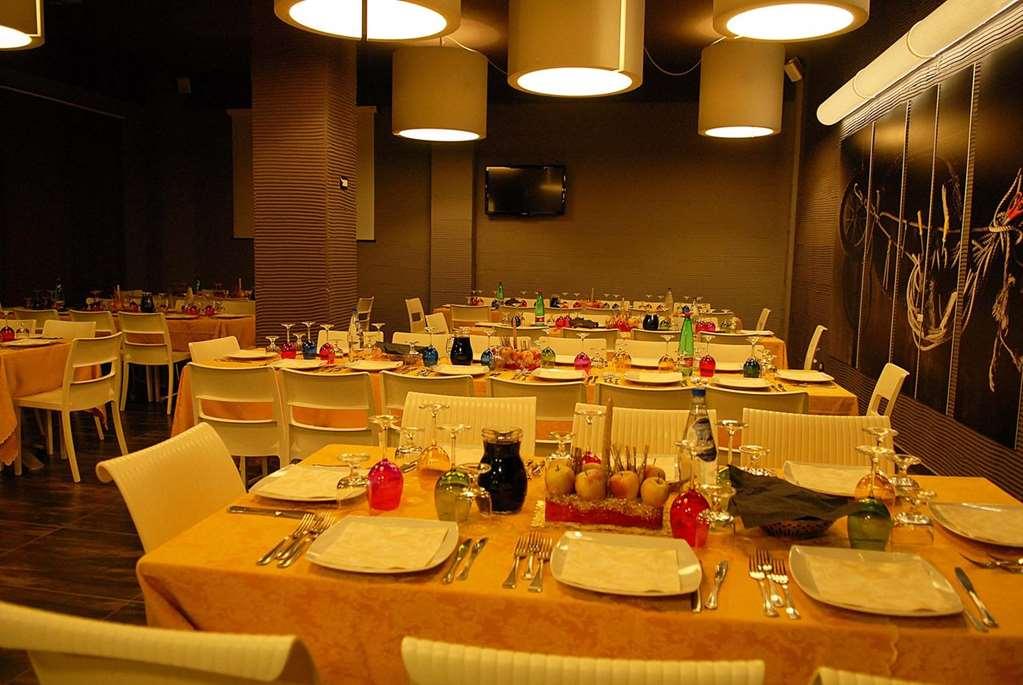 Hotel Scigliano Rossano Restaurant bilde