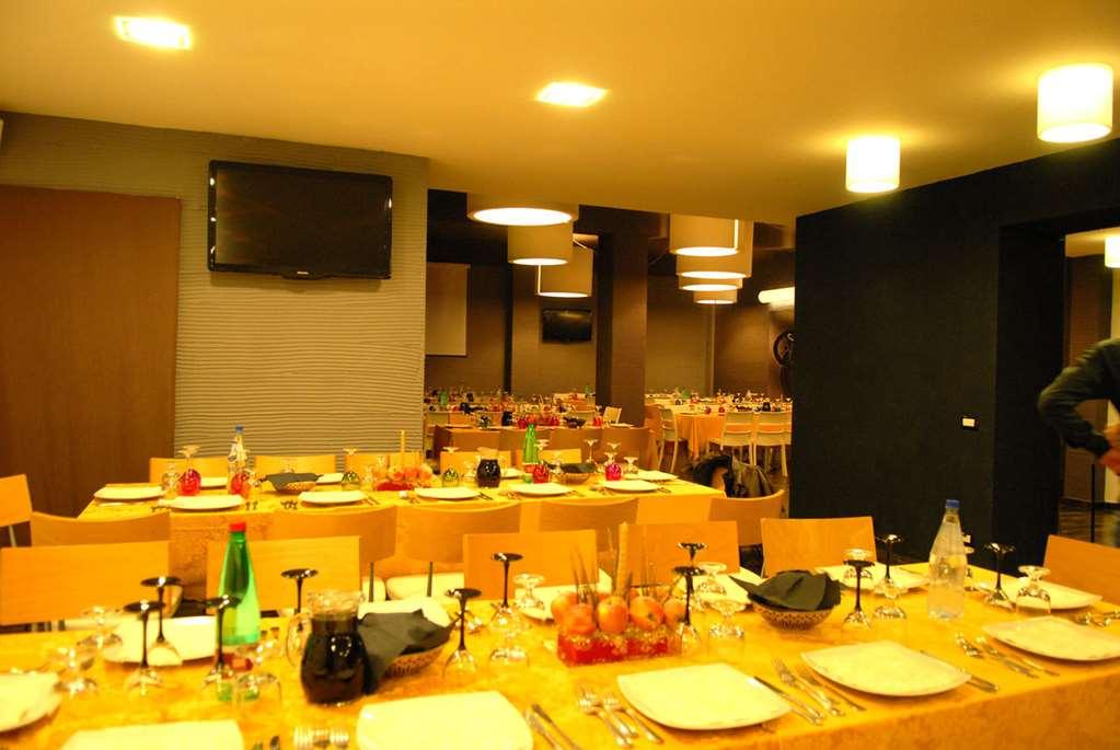 Hotel Scigliano Rossano Restaurant bilde